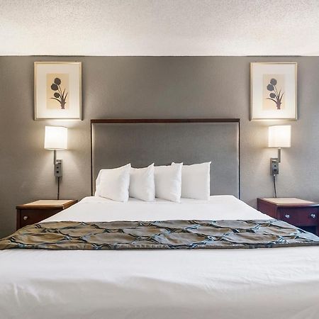 Heritage Inn Express Hayward Esterno foto