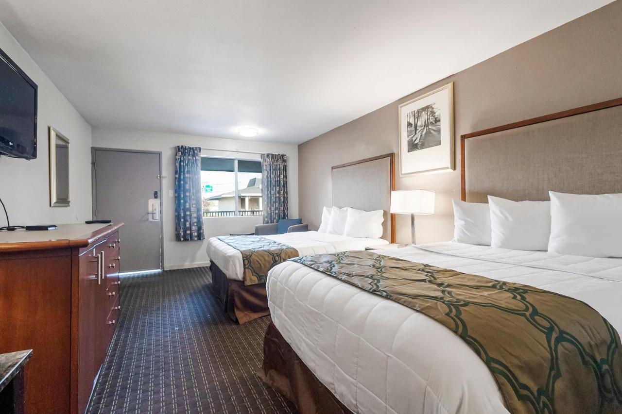 Heritage Inn Express Hayward Esterno foto