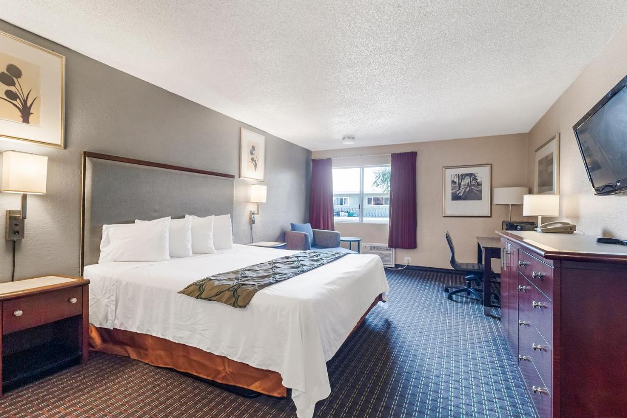 Heritage Inn Express Hayward Esterno foto