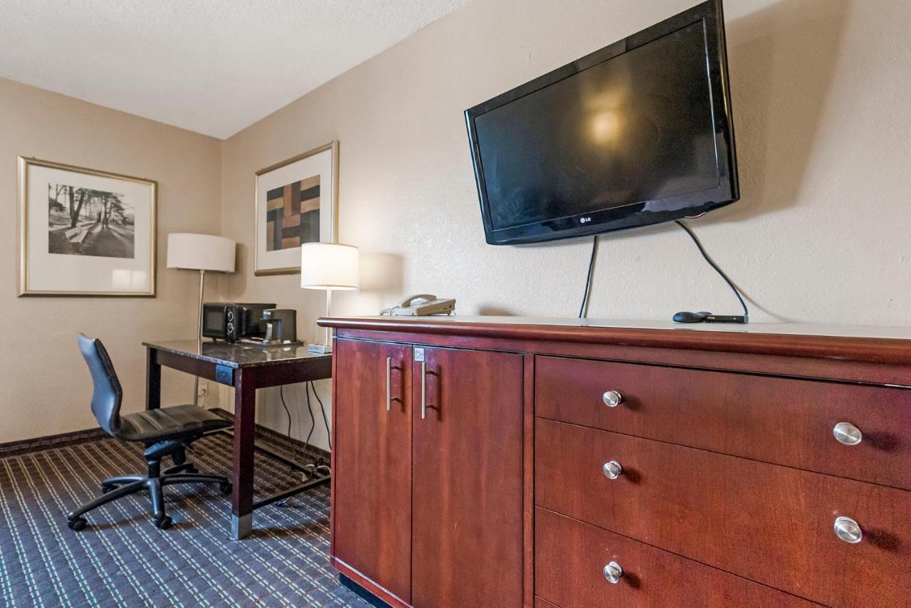 Heritage Inn Express Hayward Esterno foto