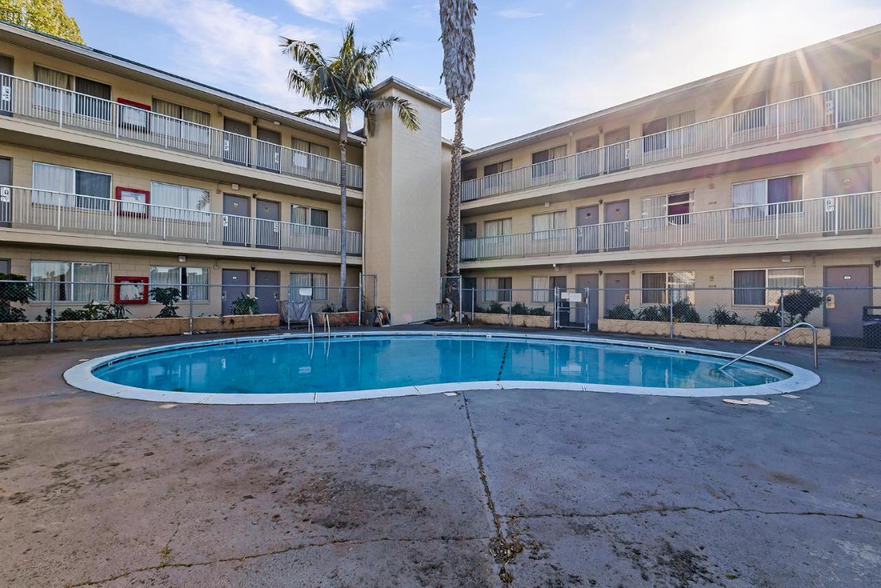 Heritage Inn Express Hayward Esterno foto