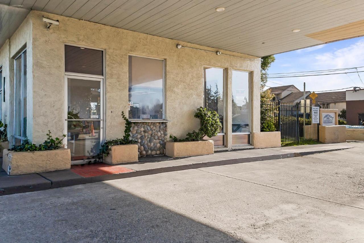 Heritage Inn Express Hayward Esterno foto