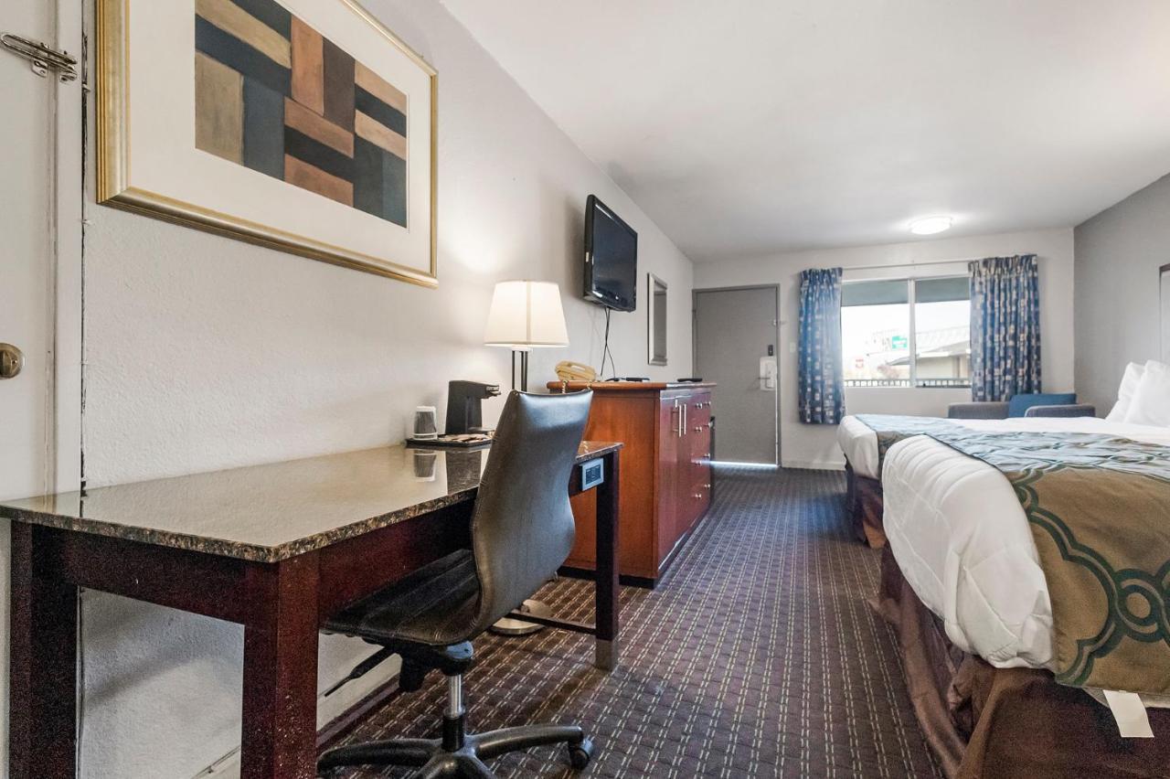 Heritage Inn Express Hayward Esterno foto