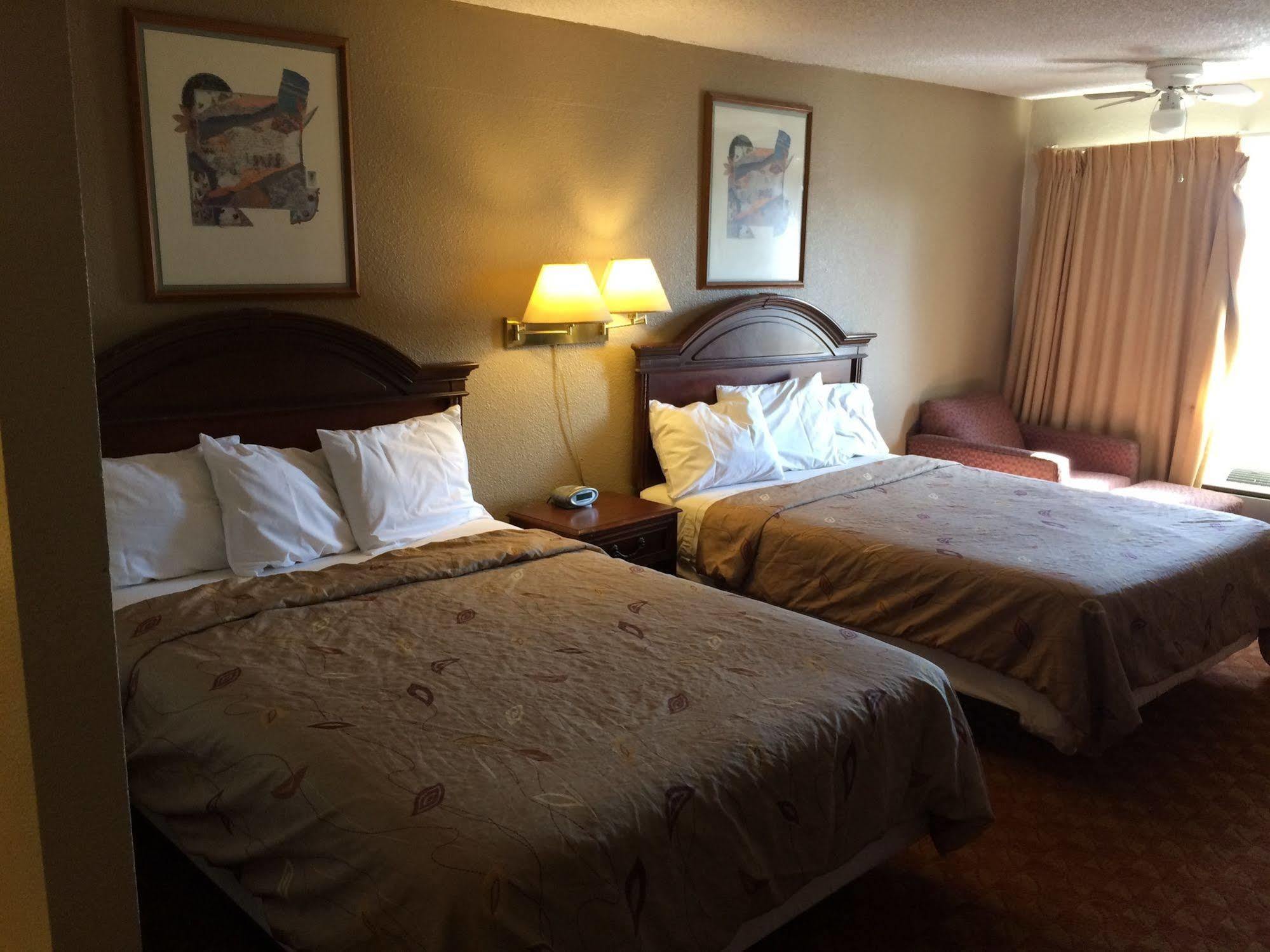 Heritage Inn Express Hayward Esterno foto
