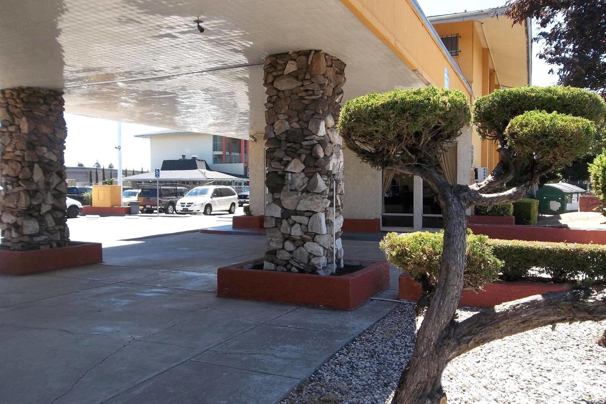 Heritage Inn Express Hayward Esterno foto