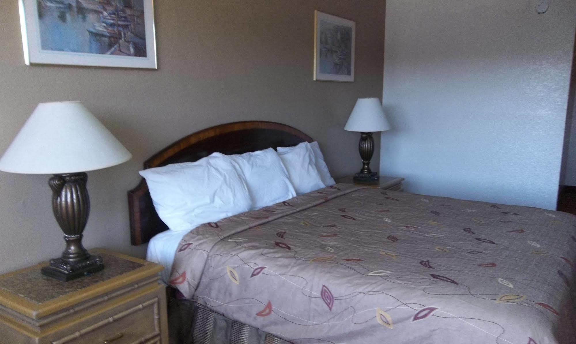 Heritage Inn Express Hayward Esterno foto