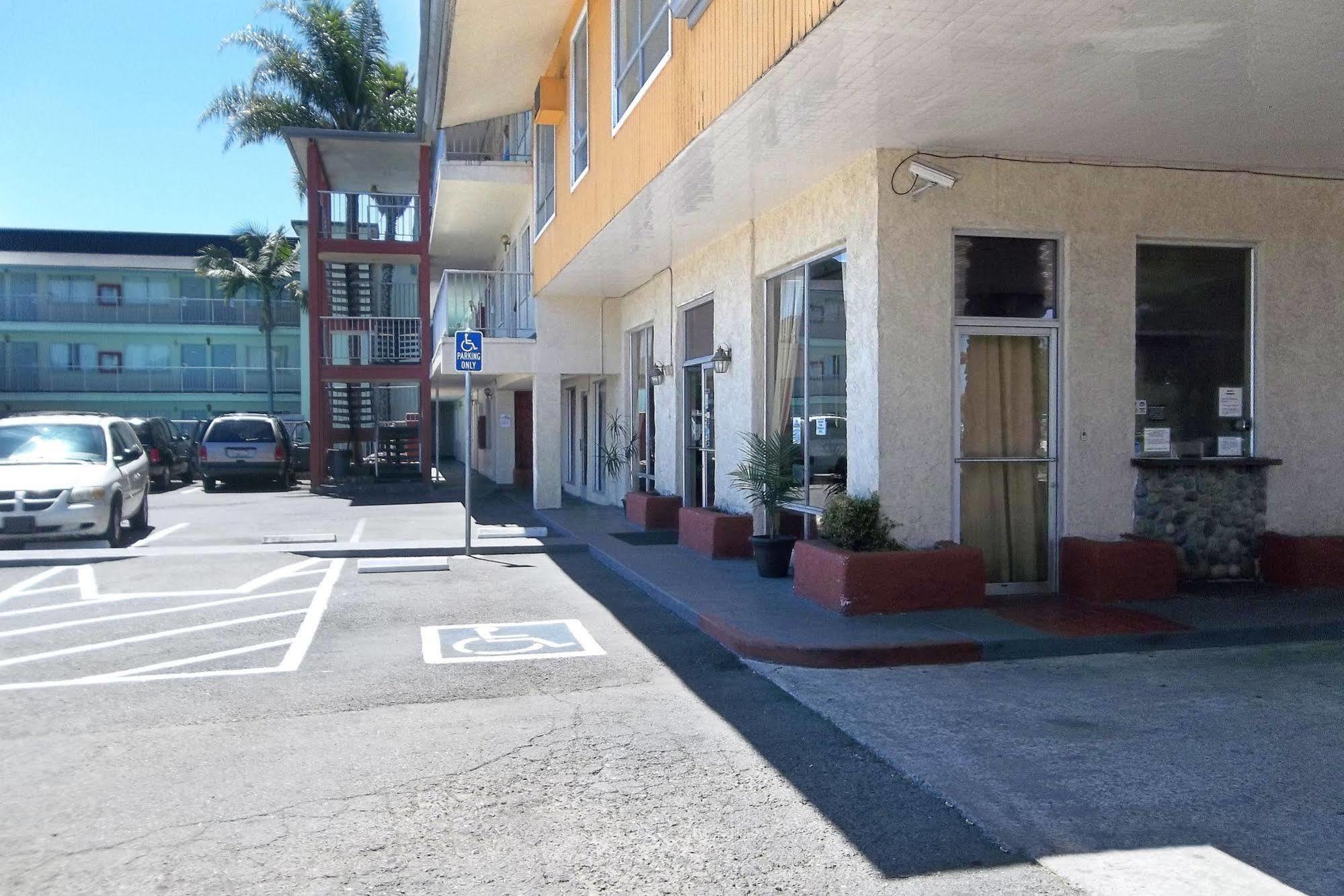 Heritage Inn Express Hayward Esterno foto
